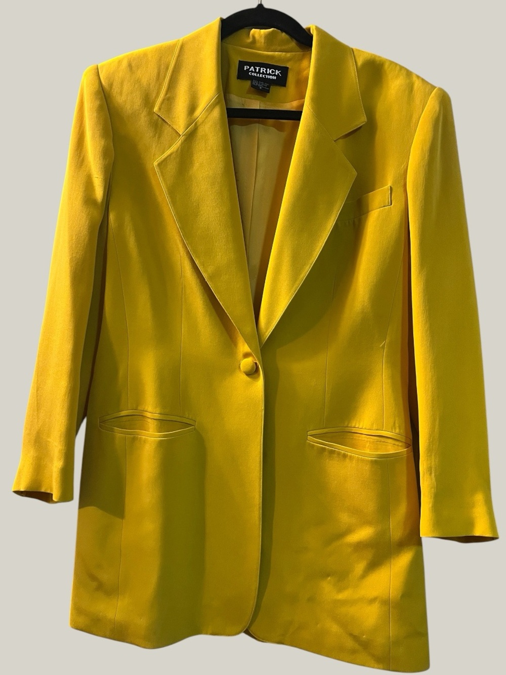 Silk Chartreuse Yellow / Vintage NEW Unworn Blazer / Peak Lapel / Size 6